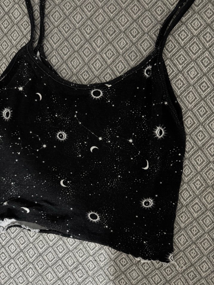 Siyah Baskılı Gotik Kadın Atlet - Görsel 2