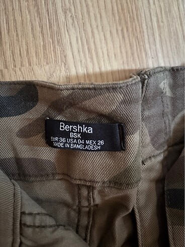 Bershka Kamuflaj kemerli
