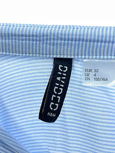 32 Beden mavi Renk H&M Gömlek %70 İndirimli.
