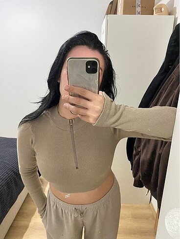 m Beden Trendyolmilla likralı crop body