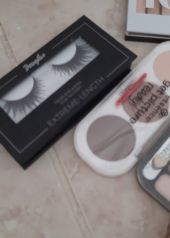 Farklı makyaj ürünleri yeni - Görsel 9