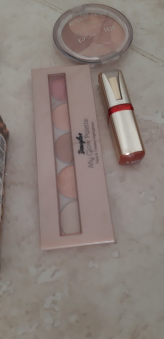 Farklı makyaj ürünleri yeni - Görsel 5