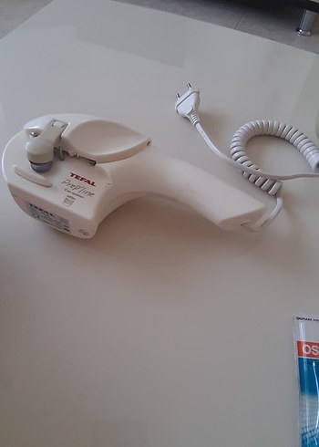 Beyaz Elektrikli Konserve Açacağı TEFAL