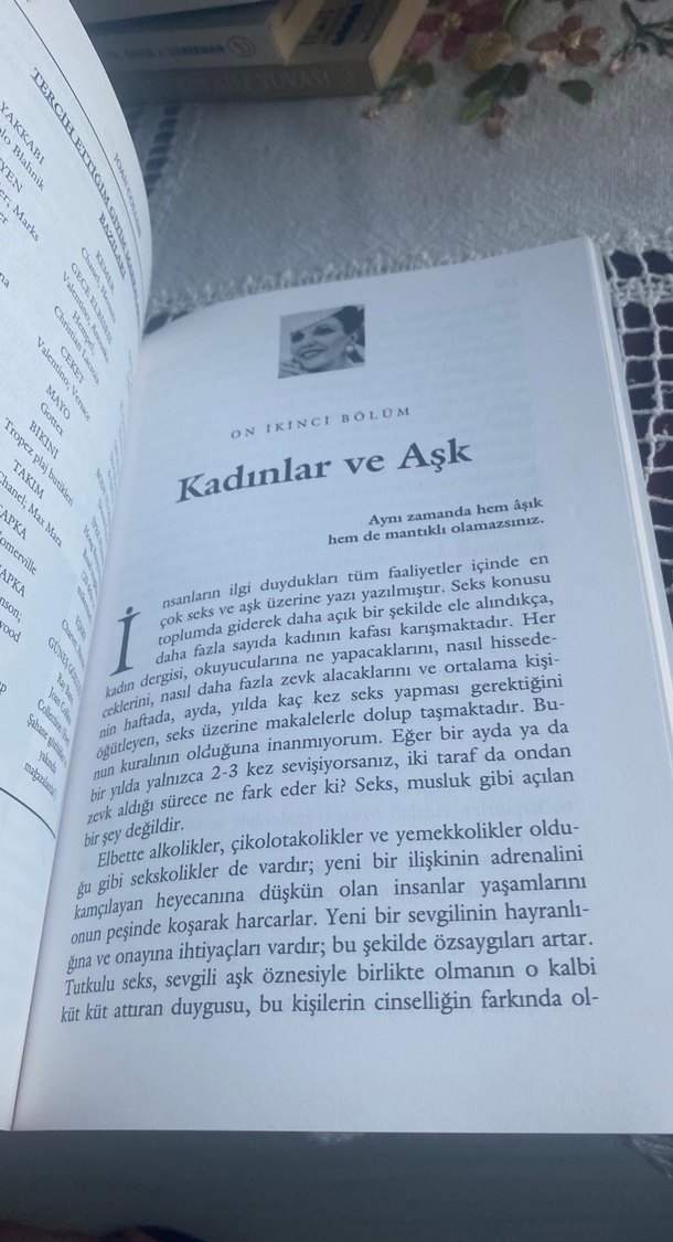 Joan Collins - Sırlarım Biyografi Kitabı - Görsel 5