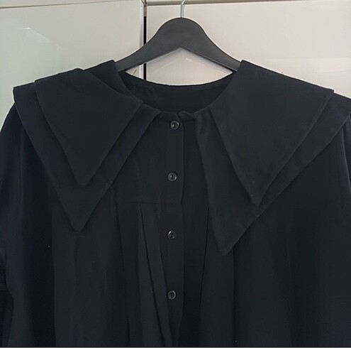 Suud Collection Keten yakalı gömlek
