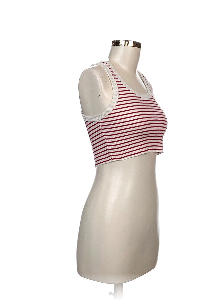 Pull and Bear T-shirt %70 İndirimli. - Görsel 2