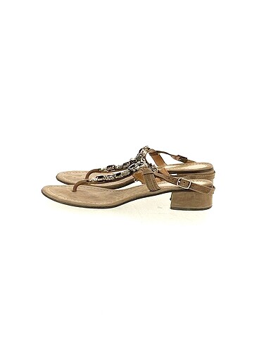 Vintage Love Sandalet %70 İndirimli.