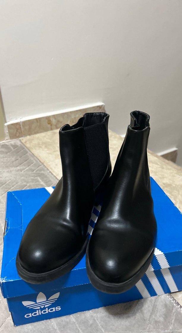 Siyah Deri Kadın Topuklu Bot - Görsel 2