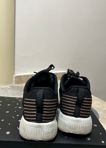 Kadın spor ayakkabi - Görsel 7