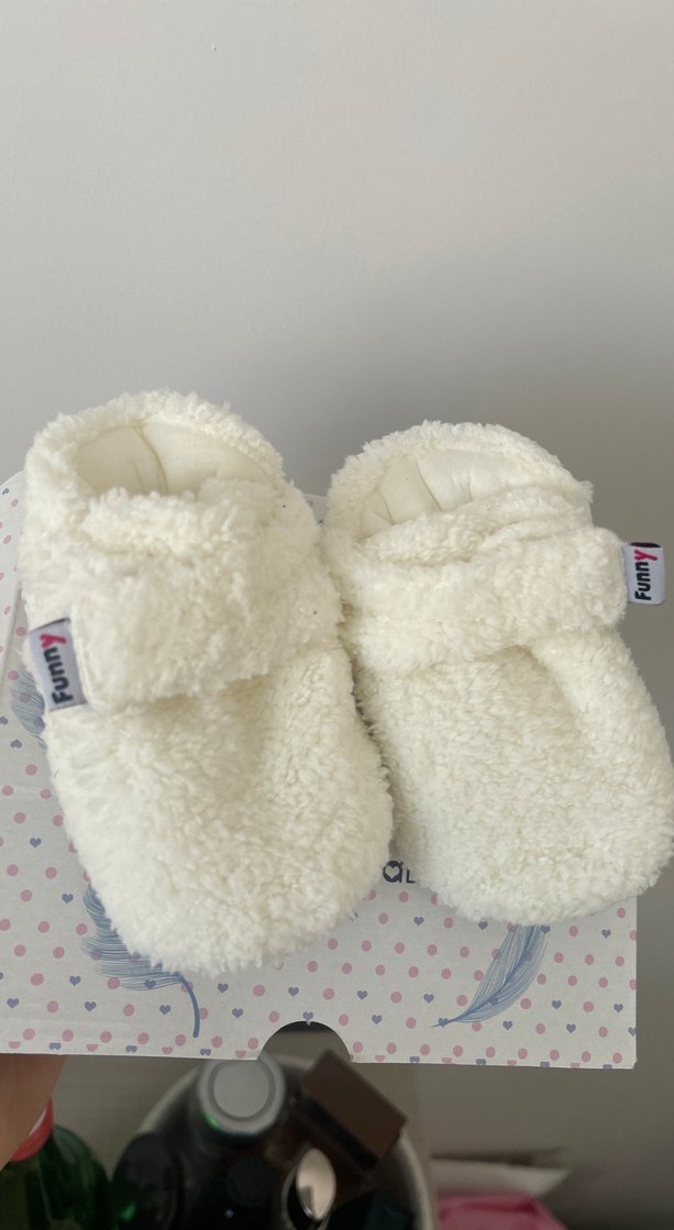 Bebek Beyaz patik - Sıcak Ev Terliği - Görsel 2