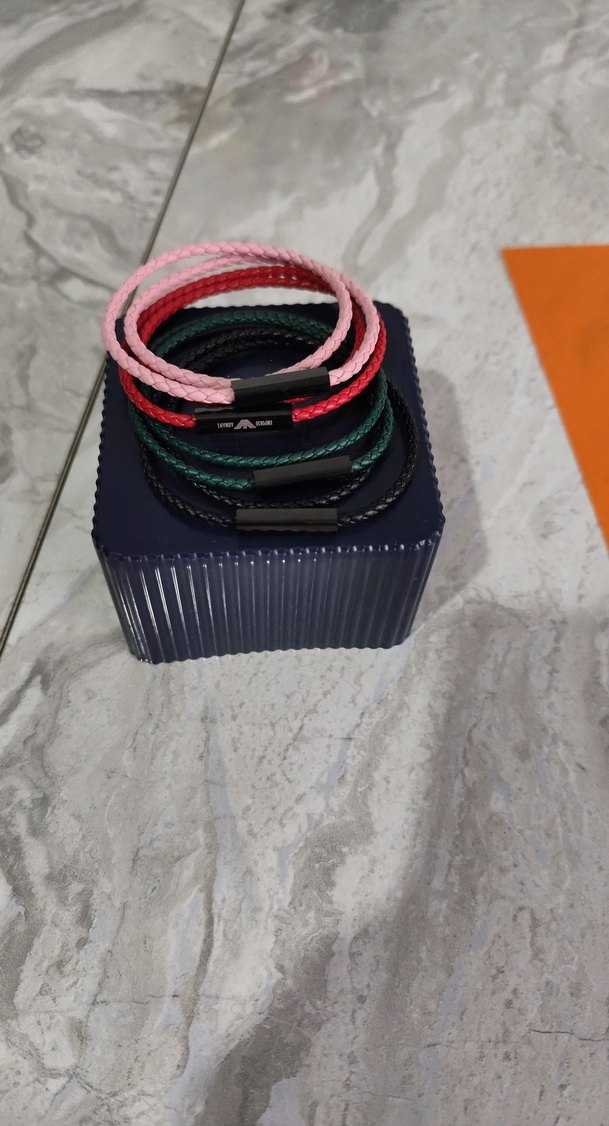 Emporio Armani deri bileklik - Görsel 2