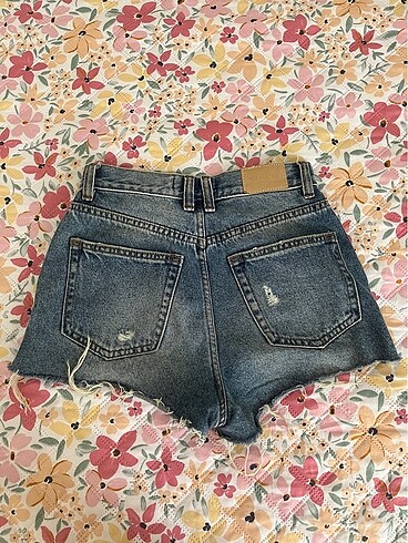 Pull and Bear Pull&Bear kısa şort