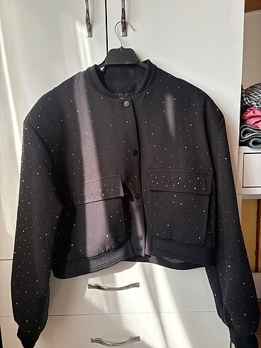Taşlı bomber ceket