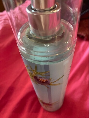 Beden Bath & Body Works Juniper Breeze