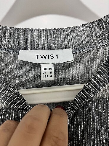 Twist Bluzz