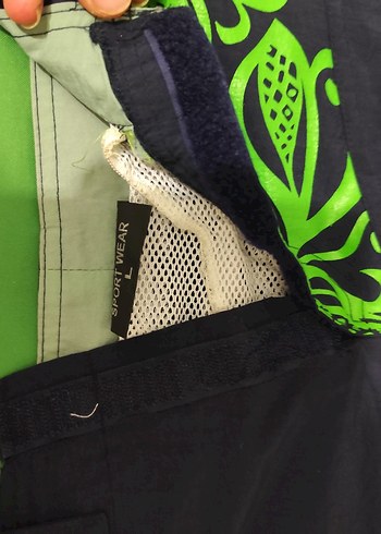 Erkek Yeşil Desenli Yüzme Şortu - Görsel 9