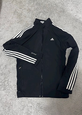 Adidas ürünü