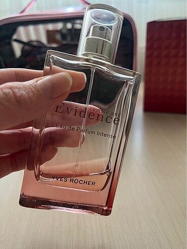 Evidence Intense 50ml Parfüm Şişesi