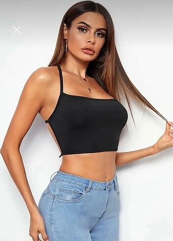 Trendyol & Milla Sırt Dekolteli Siyah Crop
