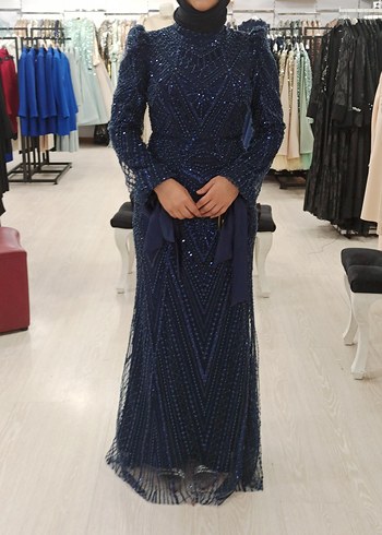 Boncuk İşlemeli Lacivert Uzun Abiye Elbise - Görsel 2