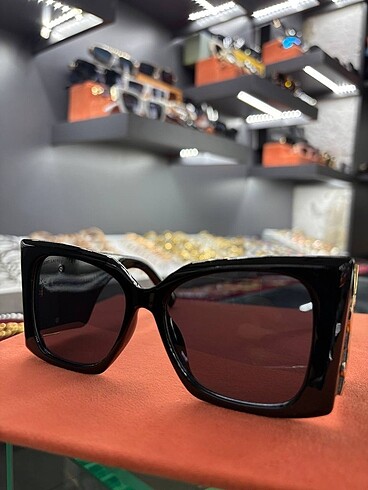 Beden Yves Saint Laurent ithal Sunglasses