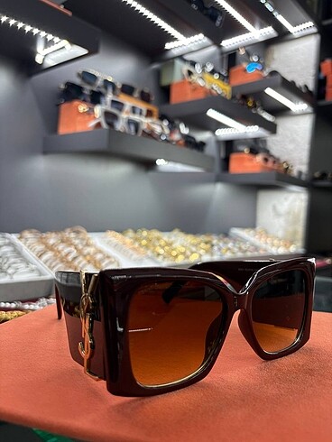 Yves Saint Laurent ithal Sunglasses