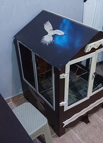 70×68×98 cm boyutlarında Kafes