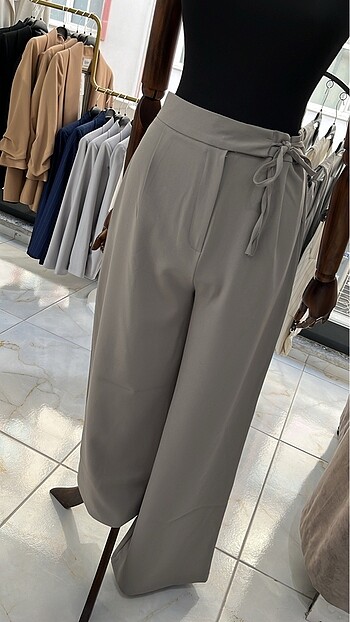 Bisou Bağcıklı Boş Paça Pantolon