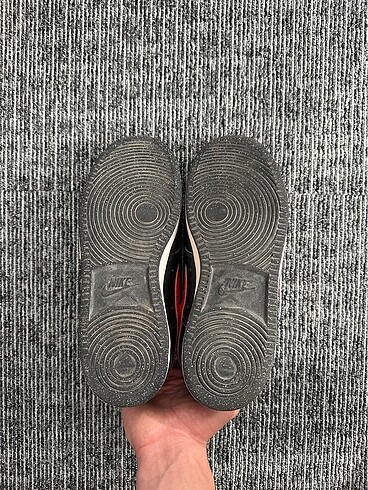 41 Beden kırmızı Renk Nike court vision