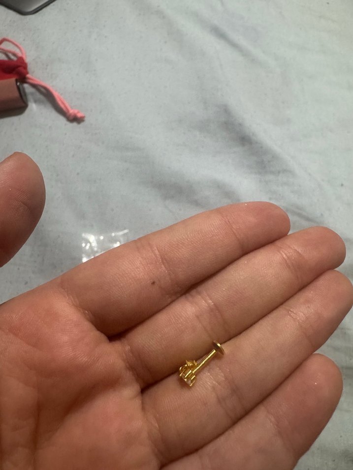 Minimalist Altın Kadin Piercing kulak - Görsel 2