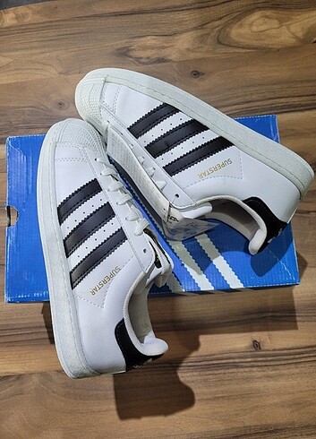 ADIDAS SUPERSTAR BEYAZ SIYAH - Görsel 3