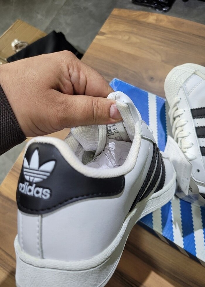 ADIDAS SUPERSTAR BEYAZ SIYAH - Görsel 2