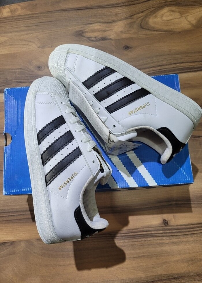 ADIDAS SUPERSTAR BEYAZ SIYAH - Görsel 3