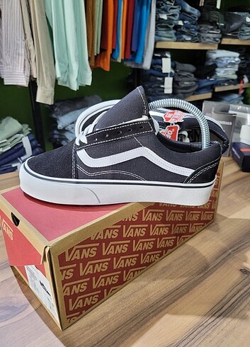 Vans 38