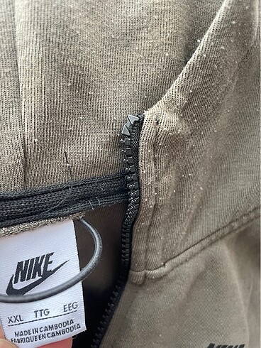 Nike sweetshirt