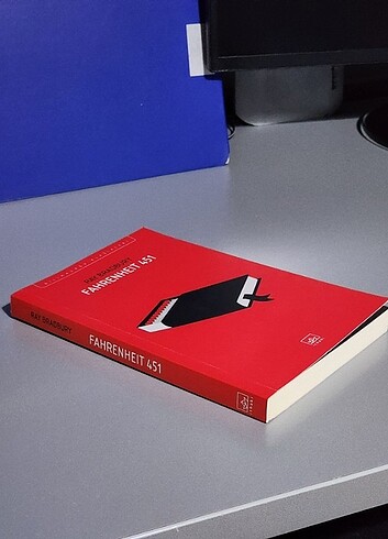 Fahrenheit 451 - Ray Bradbury