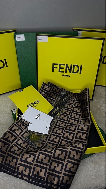 Beden kahverengi Renk ITHAL ÇİFT TARAFLI FENDI İNCİ VUAL İPEK ŞAL -KAHVE ?