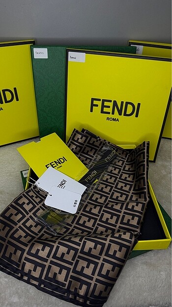 Beden kahverengi Renk ITHAL ÇİFT TARAFLI FENDI İNCİ VUAL İPEK ŞAL -KAHVE ?