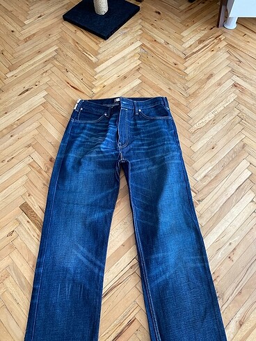 34 Beden Levi?s 503 Loose Jean ( bol kesim erkek kot )