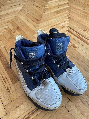 44 Beden Nike Zoom LeBron III Basketbol Ayakkabısı (2005 Retro Model)