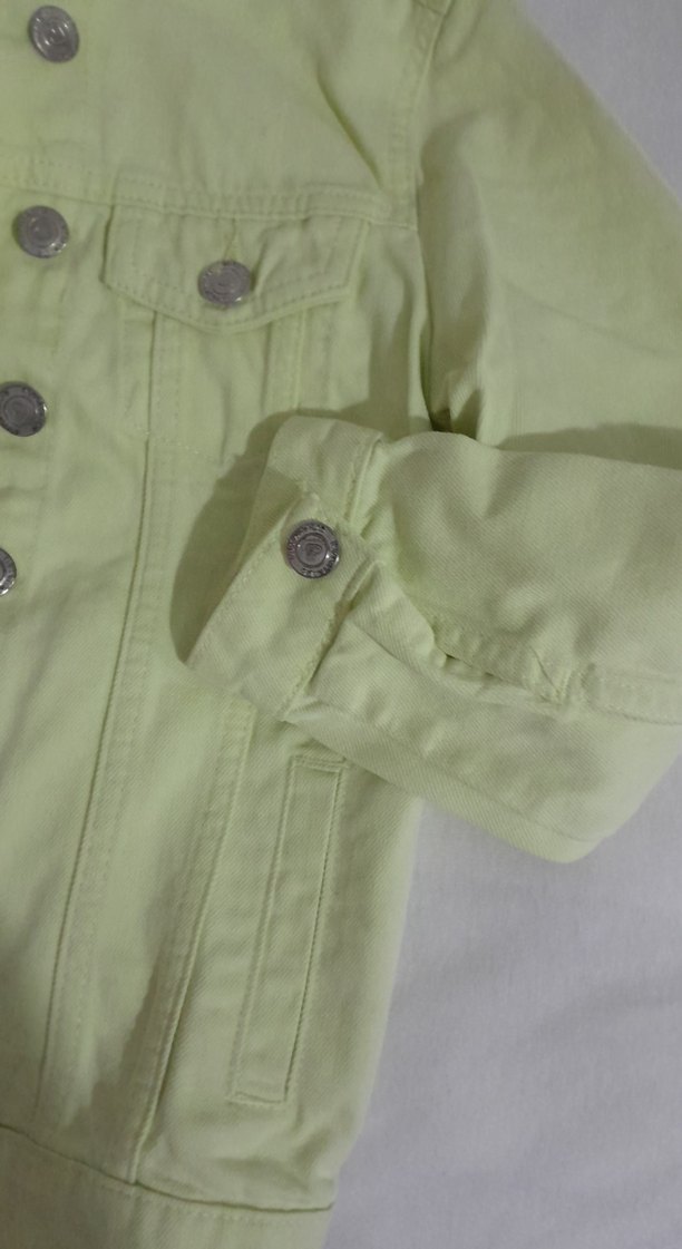 Sarı Düğmeli - Görsel 4