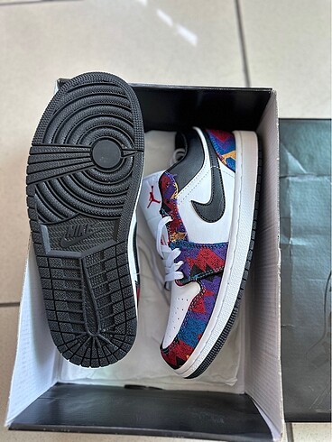 Nike Air Jordan 1 Low SE Nothing But Net