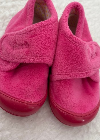 Kız Çocuk Pembe Sıcak Kaydırmaz Ev Terliği - Görsel 2