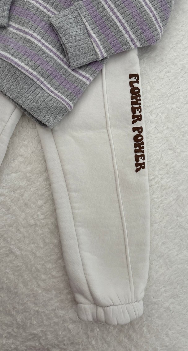 Kız Çocuk Gri Çizgili Triko Sweatshirt ve Eşofman - Görsel 3