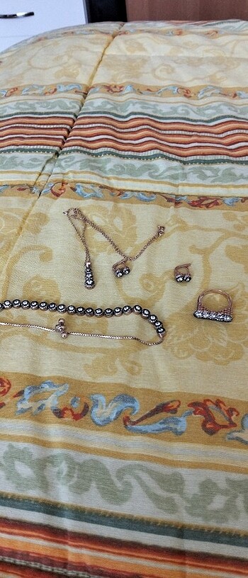 Diğer Gümüşset