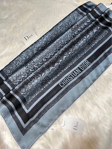 Dior Dior Çift Taraflı İthal Vual İpek Şal