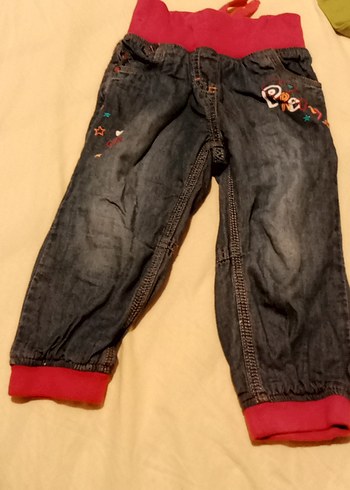 Kız Çocuk Nakışlı Düğmeli Kot Pantolon