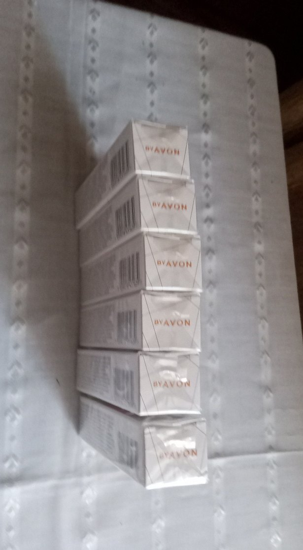 Avon Anew Işık Tonlu BB Kremgöz altı kremi - Görsel 2