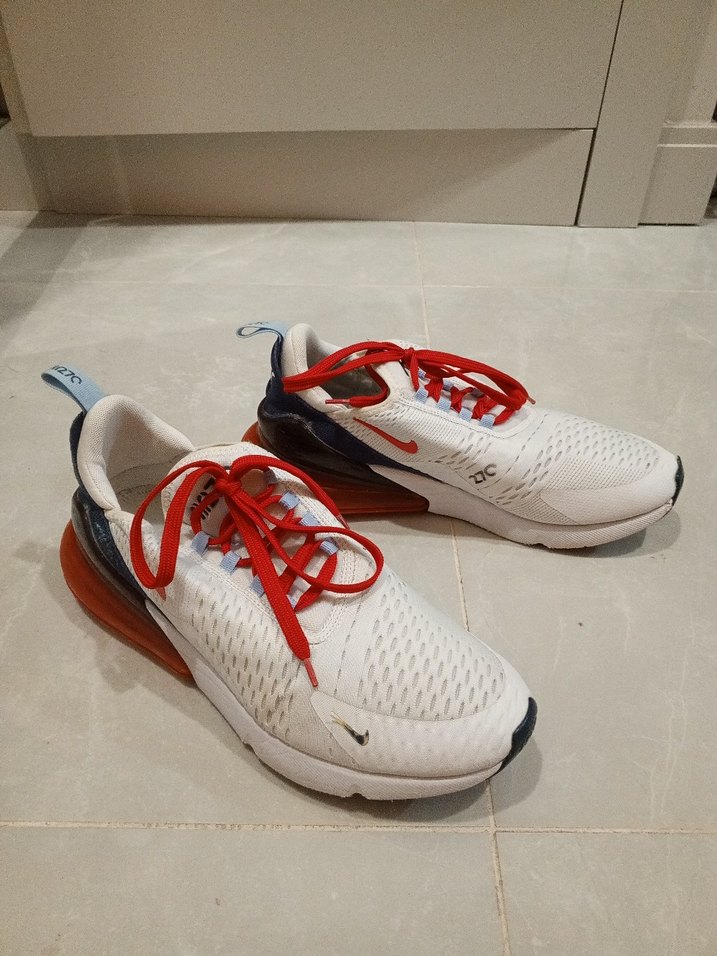 Nike Air Max 270 Erkek Spor Ayakkabısı - Görsel 2