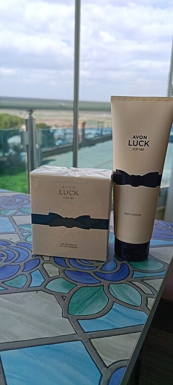 Avon Avon Luck parfüm ve losyon kadın paketi